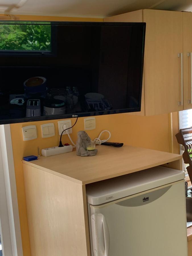 Les mobil homes d’oliver rob Saint-Chéron Extérieur photo